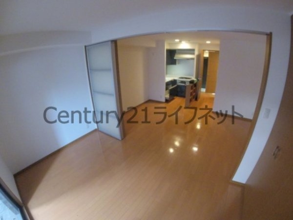 リーガル西天満3