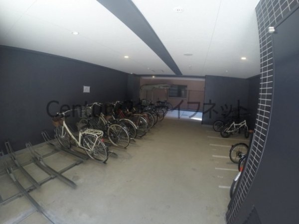 プレサンス新大阪クロステージ