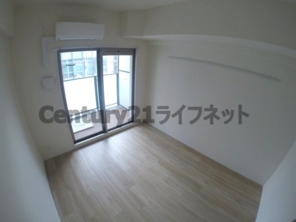 プレサンス新大阪クロステージ