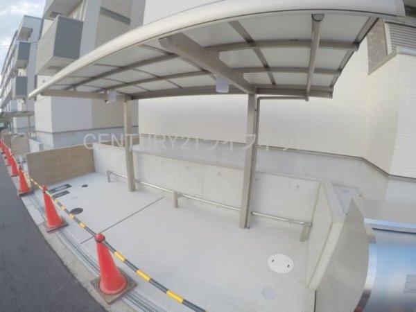 フジパレス西淡路3番館