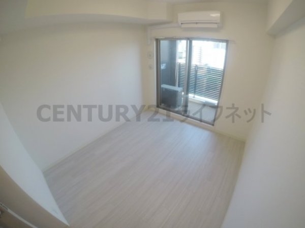 大阪市淀川区西三国２丁目のマンション