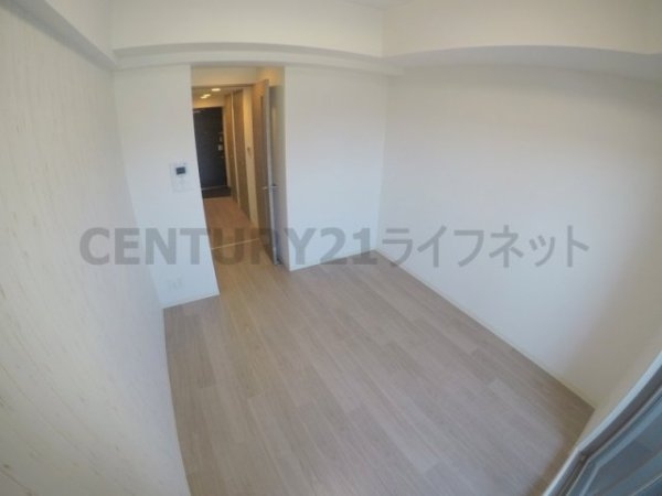 プレサンス大阪三国ネオス