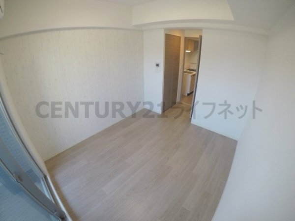 プレサンス大阪三国ネオス