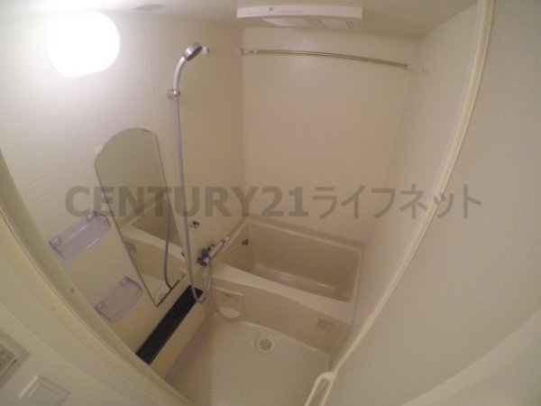 プレサンス大阪三国ネオス