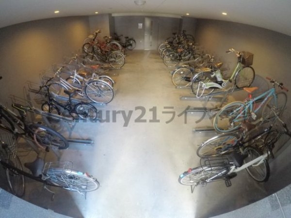 プレサンス新大阪ザ・デイズ