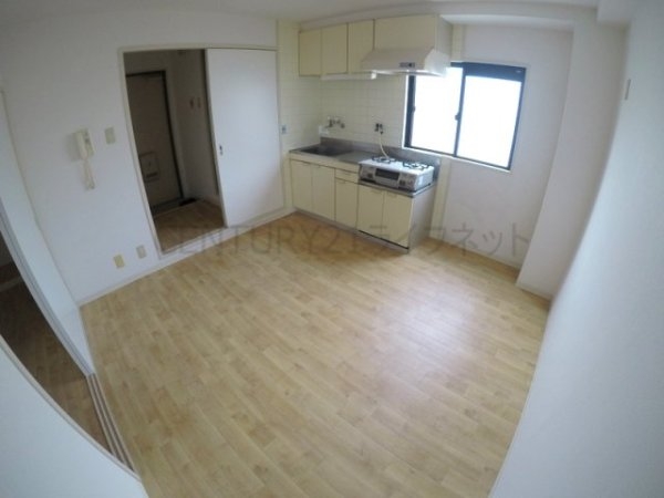 サンライズハイツ2号館