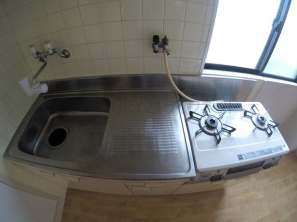 サンライズハイツ2号館