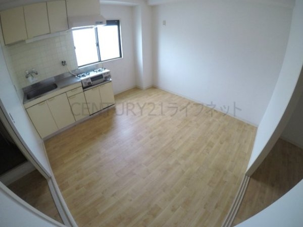 サンライズハイツ2号館