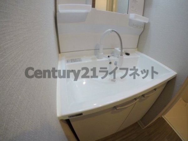 サンレムート江坂サード