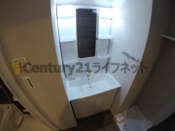 サンレムート江坂サード