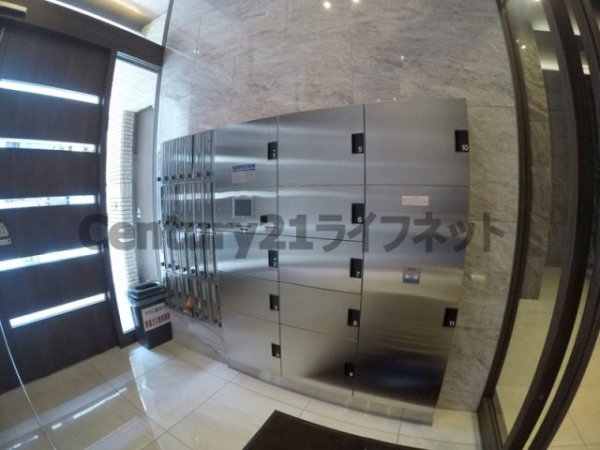 サンレムート江坂サード