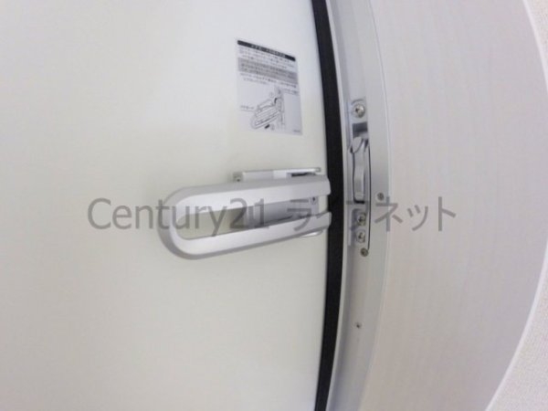 大阪市淀川区東三国１丁目のアパート