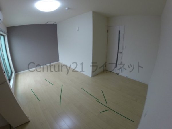 大阪市淀川区東三国１丁目のアパート