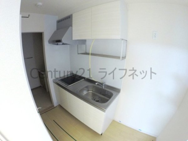 大阪市淀川区東三国１丁目のアパート