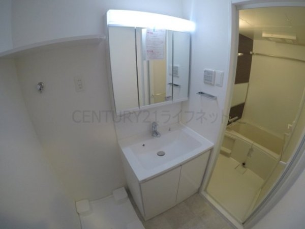 スプランディッド新大阪イースト