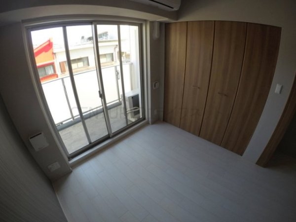 スプランディッド新大阪イースト