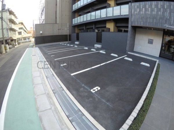 プレサンス江坂クォーレ