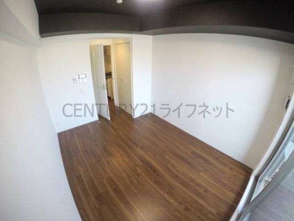 プレサンス江坂クォーレ