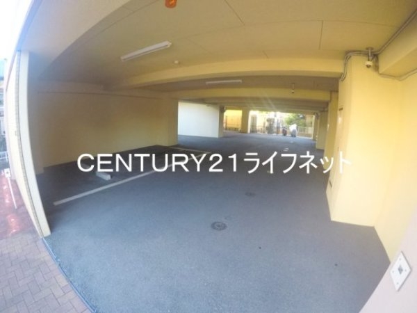 フローライト上新庄駅前