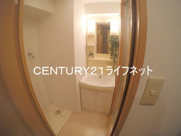 フローライト上新庄駅前