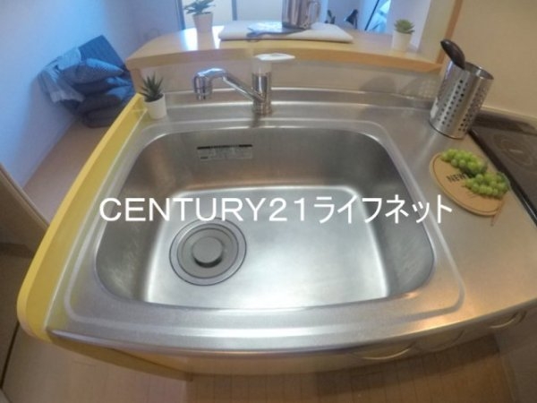 フローライト上新庄駅前