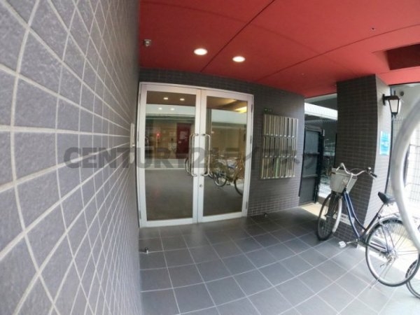 ディーシモンズ梅田