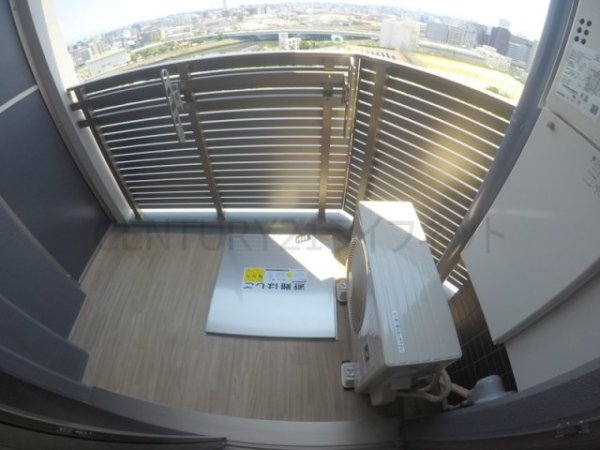 プレサンスブルーム東三国