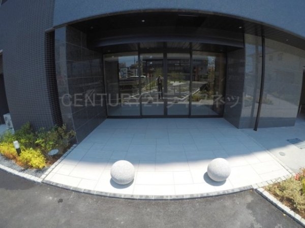 プレサンスブルーム東三国