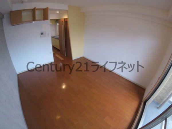 セレニテ天六西