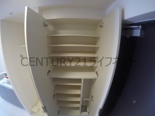 プレサンス新大阪ジェイズ