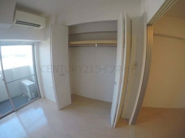 セレニテ江坂四番館