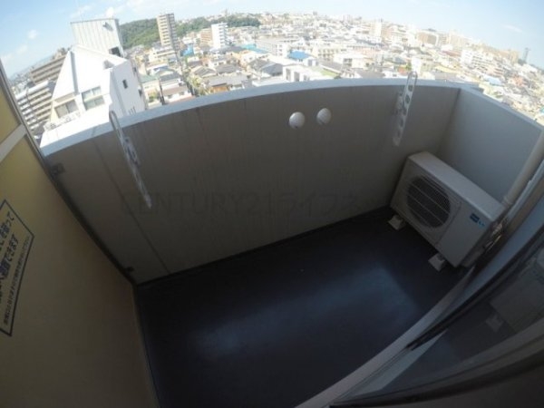 セレニテ江坂四番館