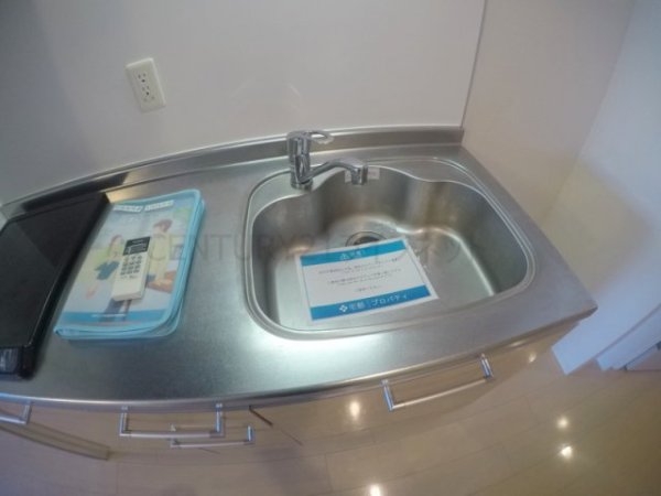 セレニテ江坂四番館