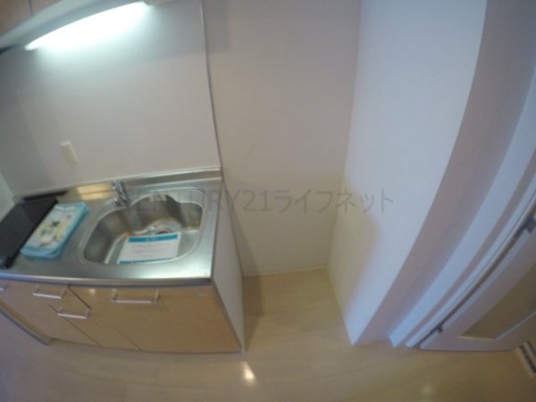 セレニテ江坂四番館