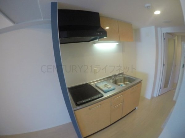 セレニテ江坂四番館