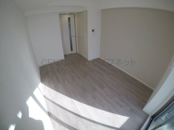 プレサンスOSAKA西中島リエゾン