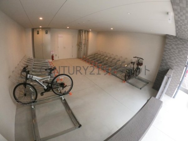 エムブイインプ新大阪