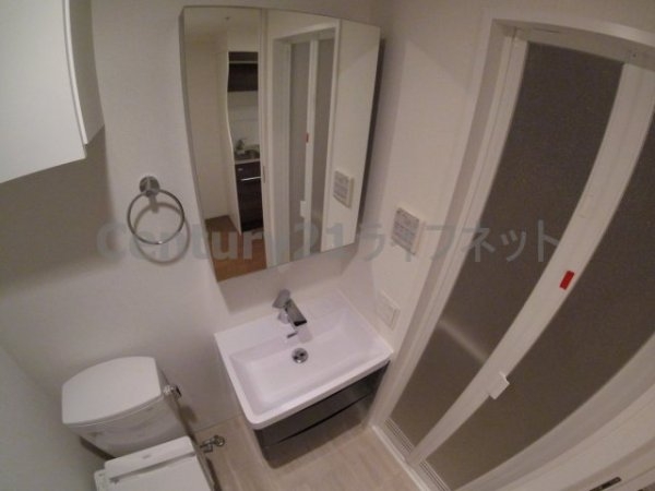 HS梅田イースト