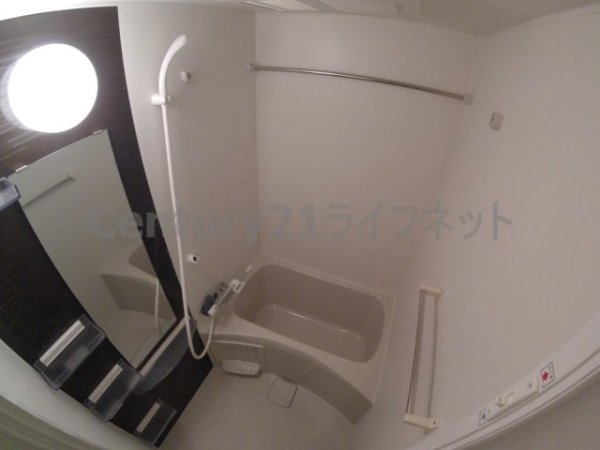 HS梅田イースト