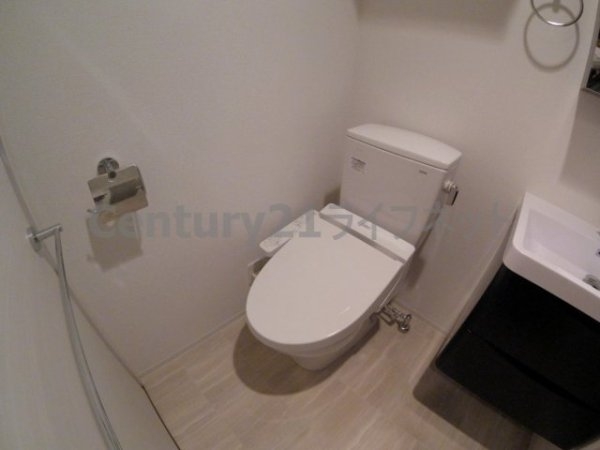 HS梅田イースト