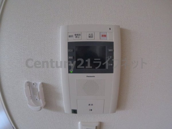 HS梅田イースト