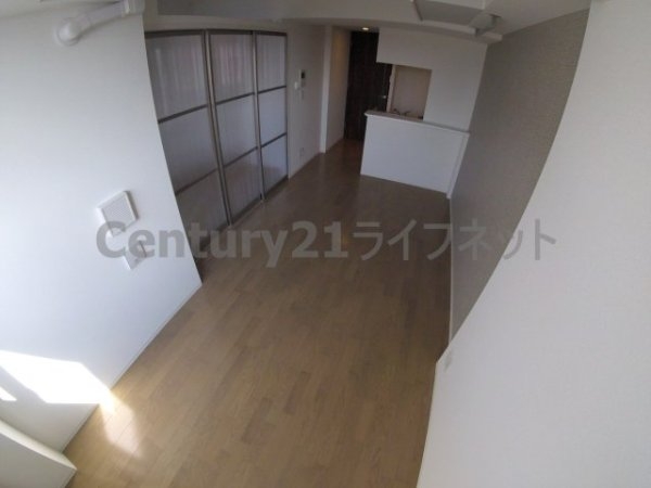 HS梅田イースト