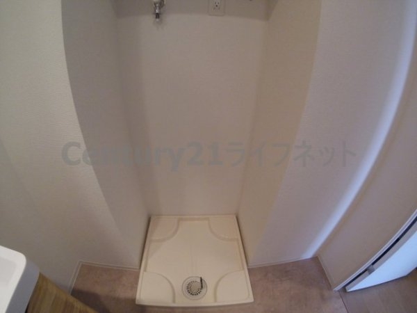 HS梅田イースト