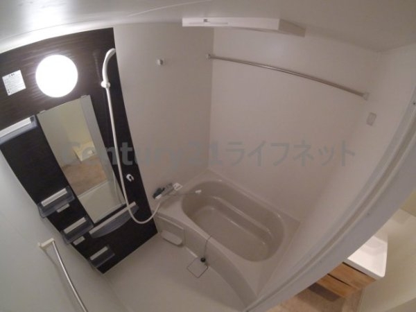 HS梅田イースト