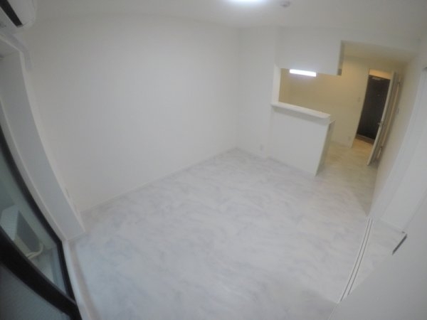 エスグランデ中崎町