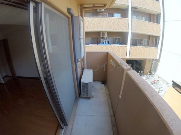 リバースクウェア103