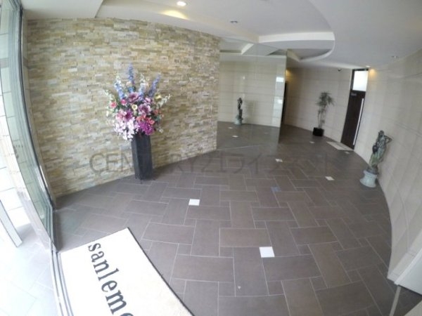 サンレムート江坂セカンド