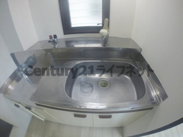 エムエムハイツ