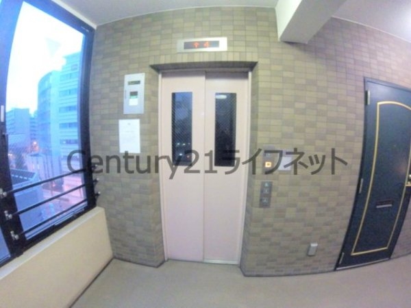 リーガル北梅田