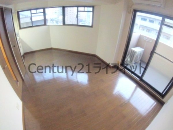 リーガル北梅田